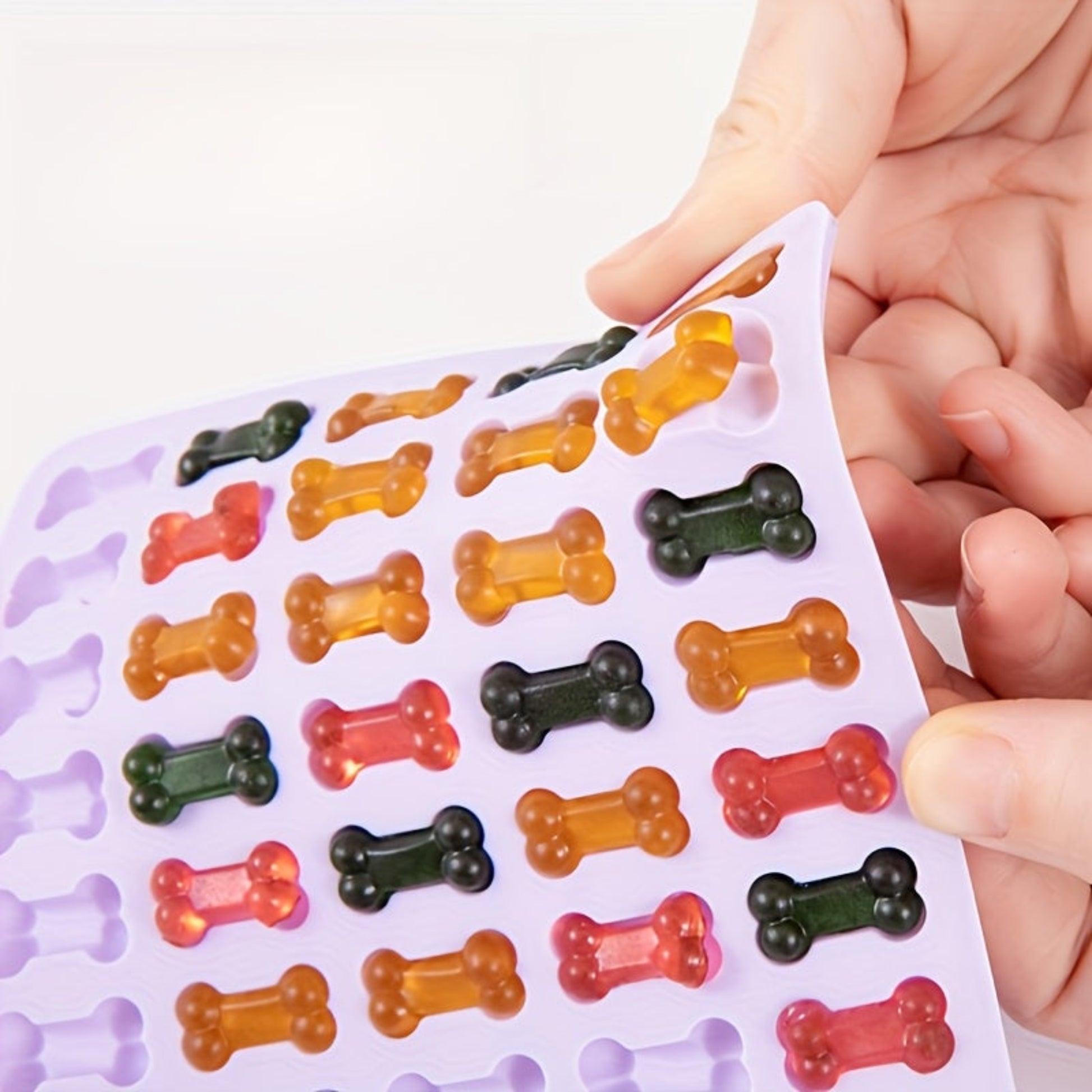 Moule en silicone en forme d’os pour friandises pour chiens. Idéal pour chocolats, glaçons, bonbons et snacks maison. Silicone alimentaire, facile à nettoyer, 1 unité